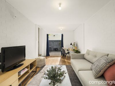 2 / 110-111 Railway Place, Williamstown