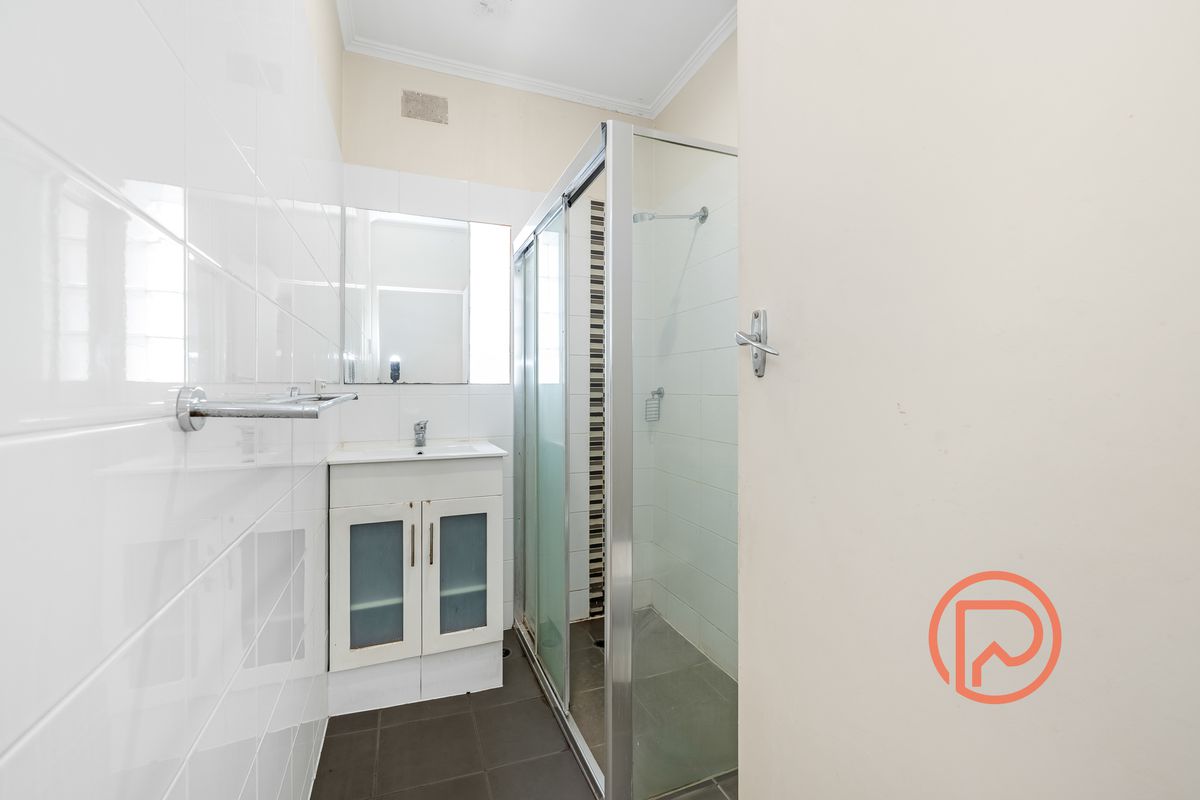 4 / 33 Collins Street, Enfield