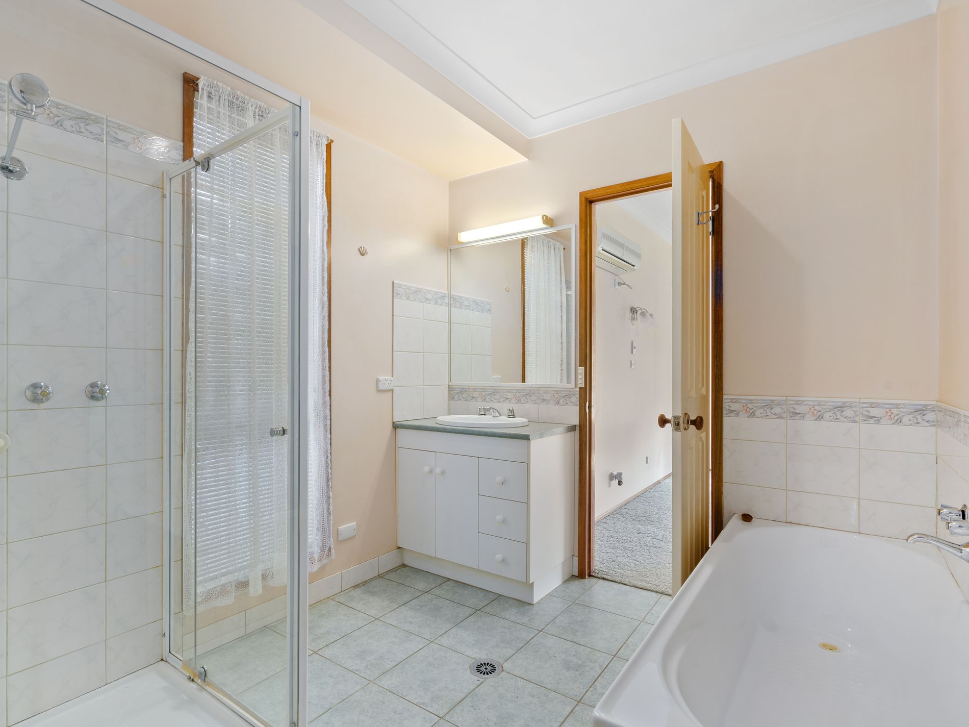 68 Wells Street, Finley