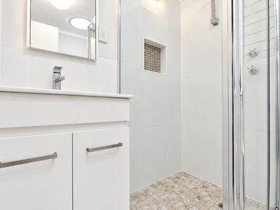 6 / 1 Noble Parade, Dalmeny