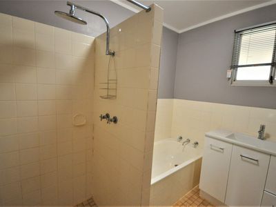 27 Koolyoo Street, Newman