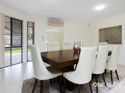 12 Admiral Crescent, Springfield Lakes