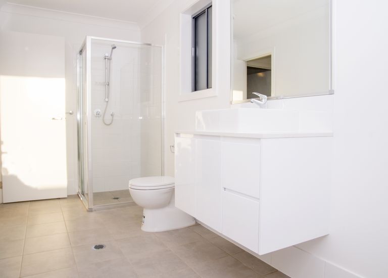 38a Manchuria Rd , Edmondson Park