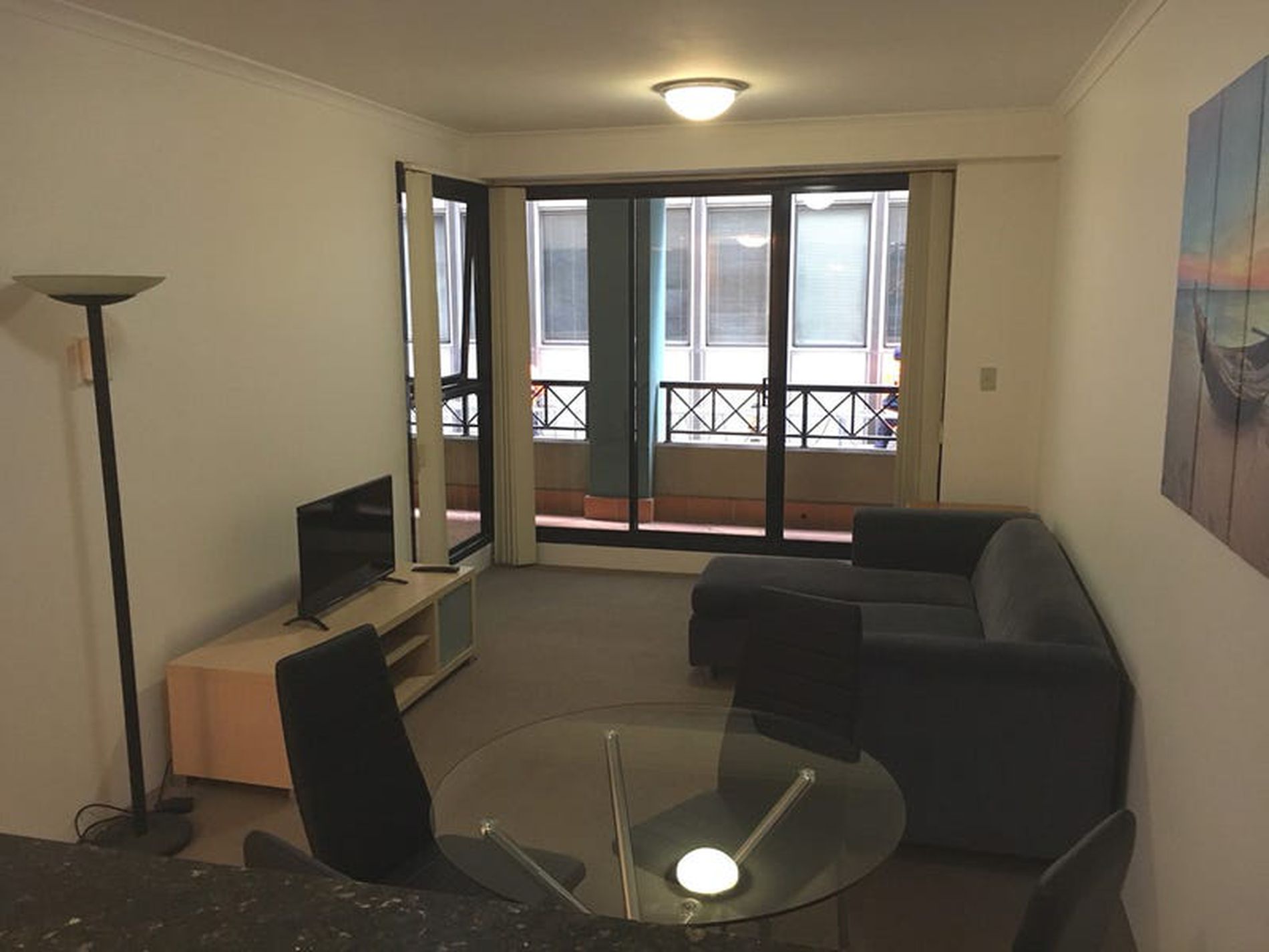 802 / 1 Hosking Place, Sydney