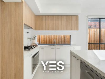 14 Chesney Rise, Officer