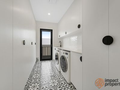 17 Alistair Knox Terrace, Taylor