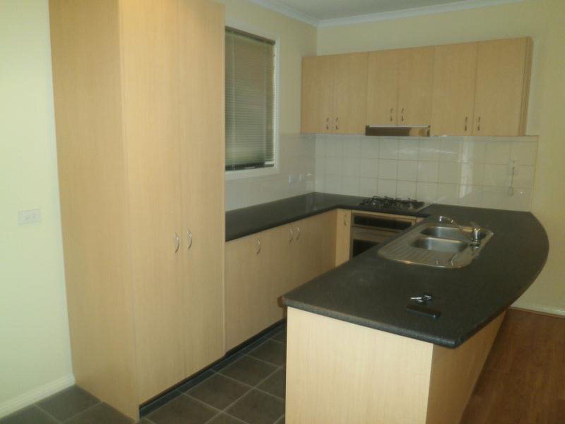 7/113-115 Ballarat Road, Footscray