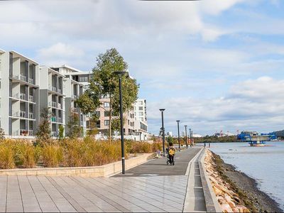 420 / 2 Meredith Avenue, Rhodes