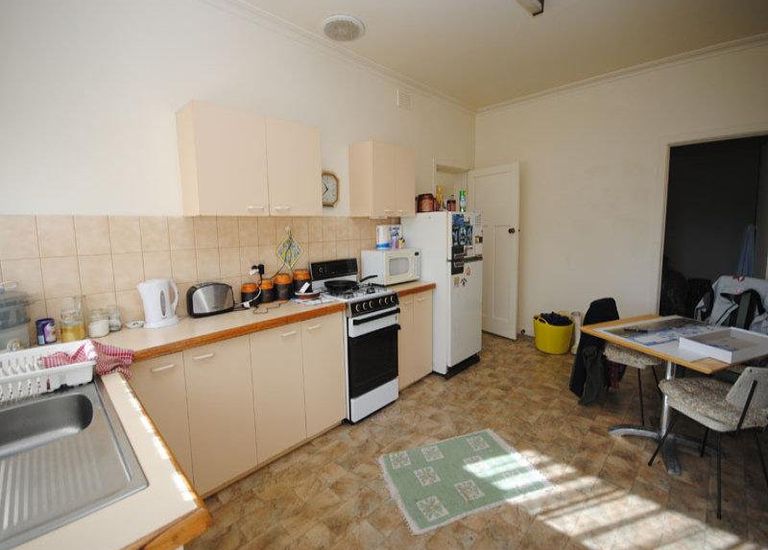 9B Market Court, Portland