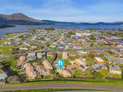 8 / 11 Cadbury Road, Claremont