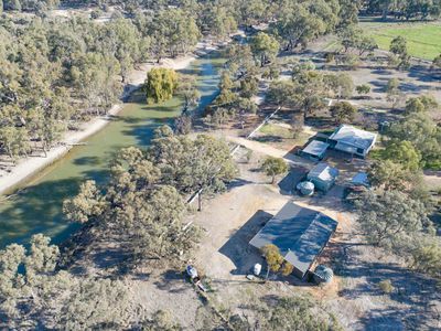 8687 Pretty Pine Road, Moulamein