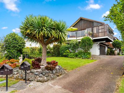 21A Peter Terrace, Castor Bay