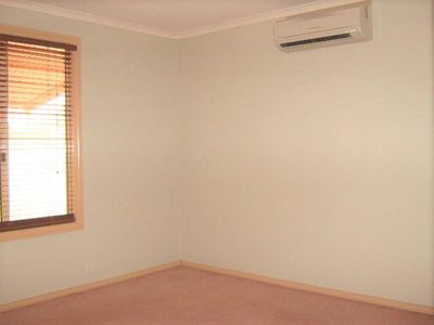 1B Daniels Drive, Newman