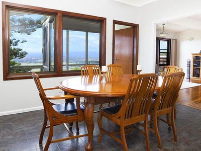 175 Farmborough Road, Farmborough Heights