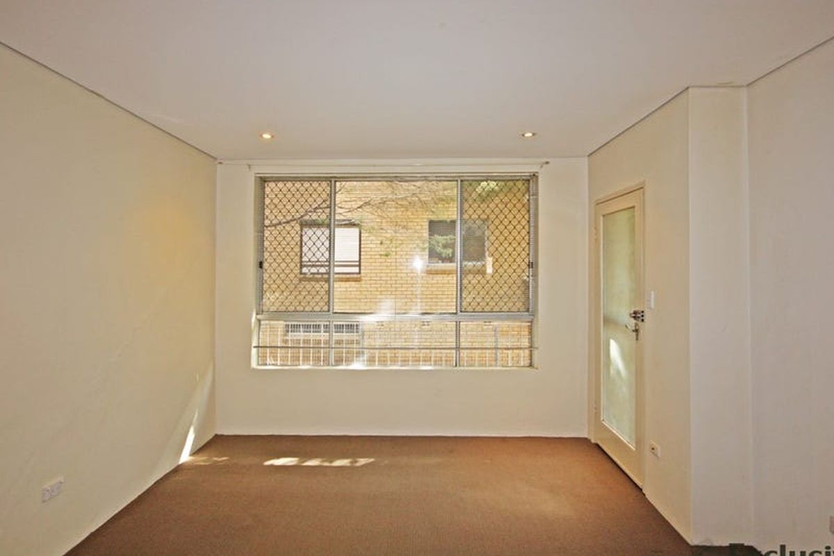 2 / 26 Hampstead Road, Homebush West
