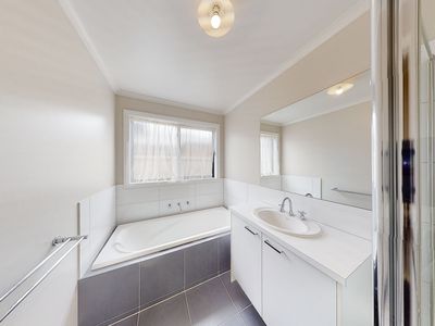 25 Barnett Drive, Kangaroo Flat
