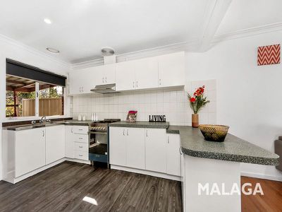 3 / 4 Smart Street, Sunshine West