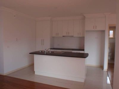 2 / 200 Biggs Street, St Albans