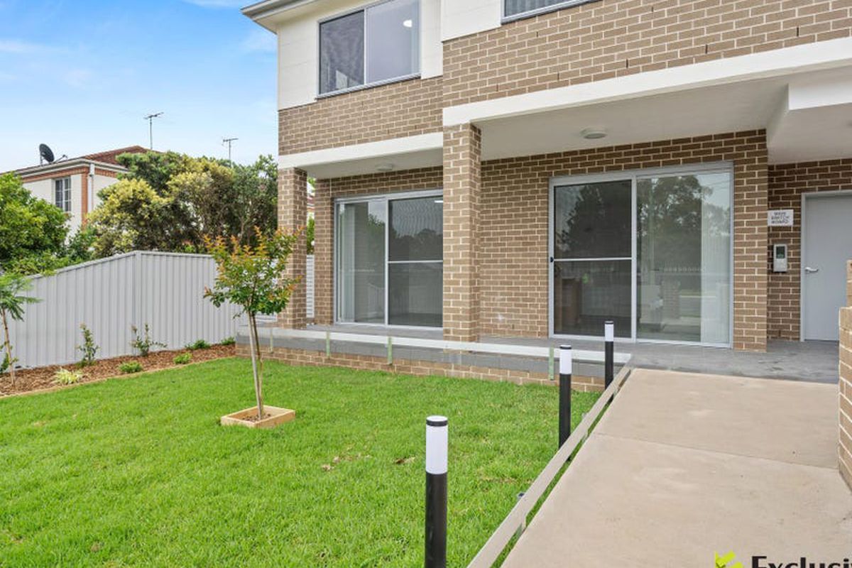 37 Great Western Highway, Kingswood