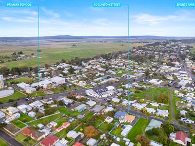10 Clinton Street , Millicent