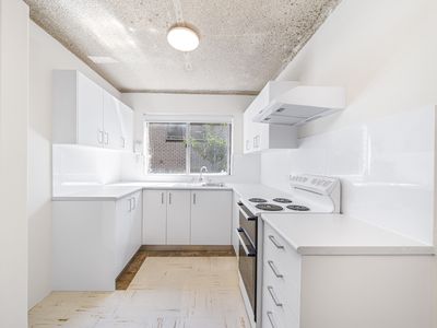 2 / 28 Hampstead Road, Homebush West