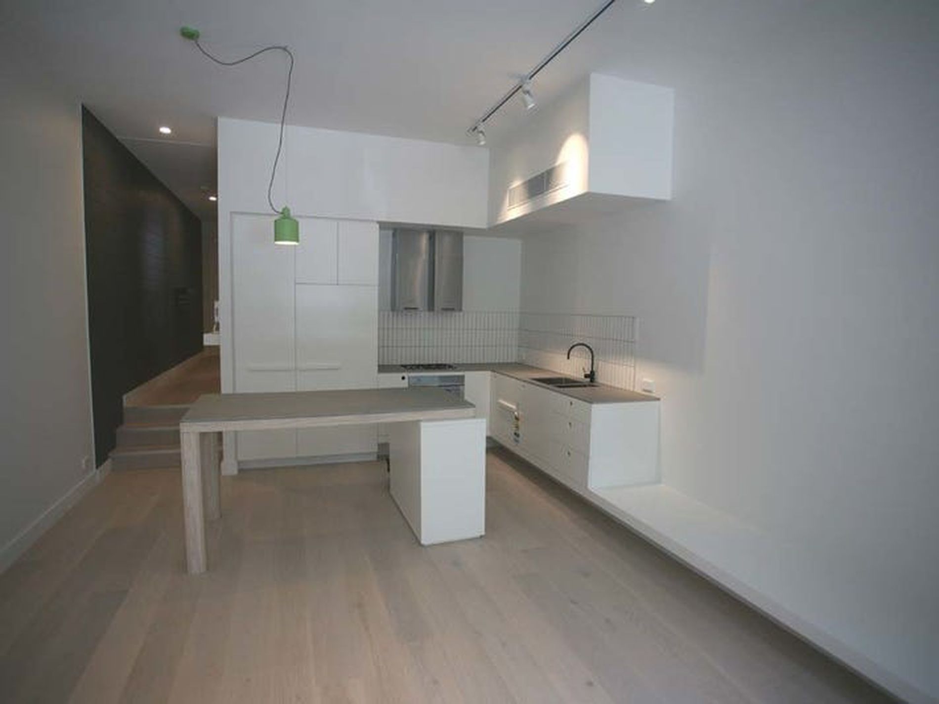 B119 / 810-822 Elizabeth Street, Waterloo