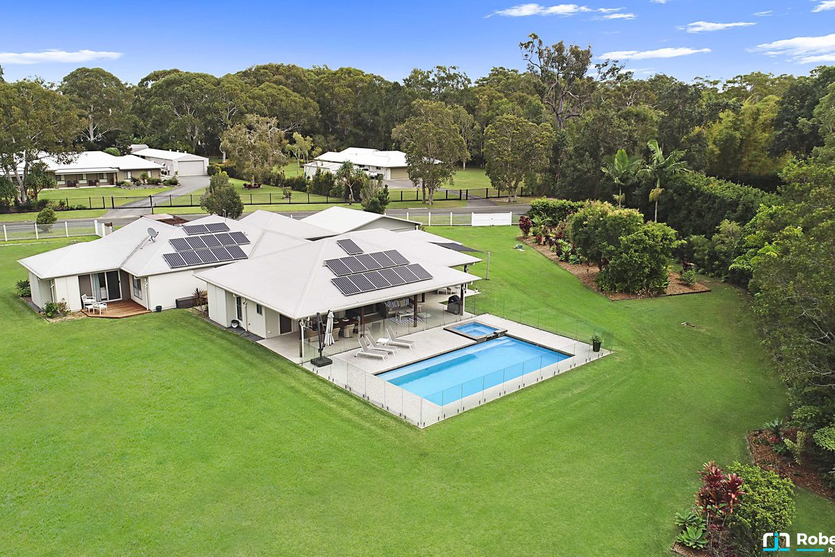 4 Exford Court, Cooroibah