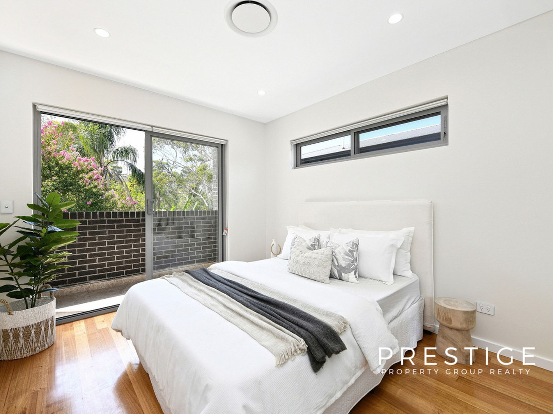 111 Gungah Bay Road, Oatley
