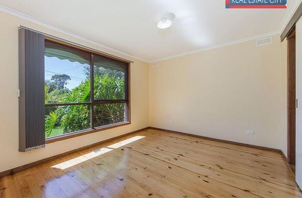 9 Brampton Close, Craigieburn