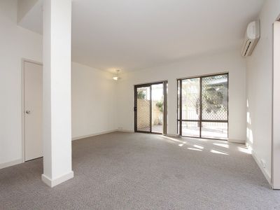 2 / 34 Norton Street, South Perth
