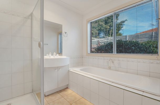 6 Hydra Court, Roxburgh Park
