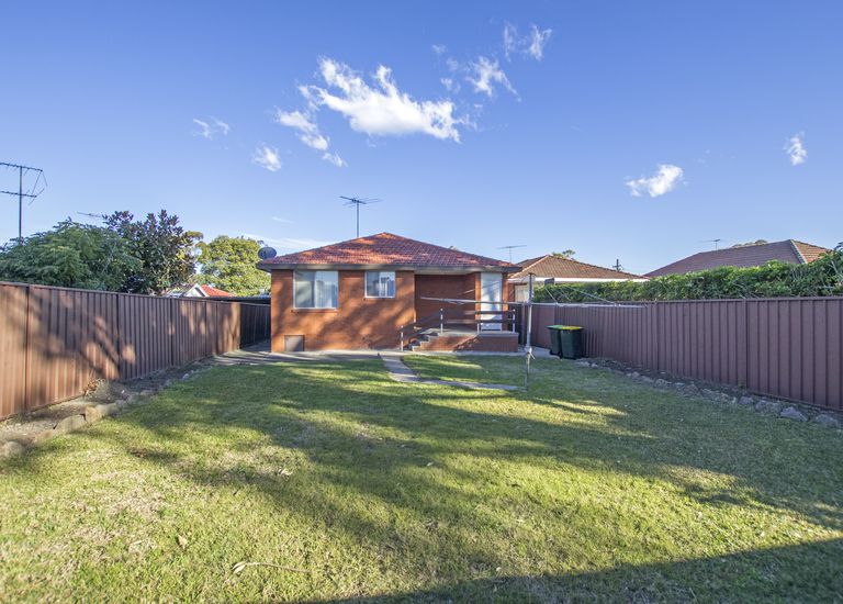 2A Beaconsfield St, Revesby