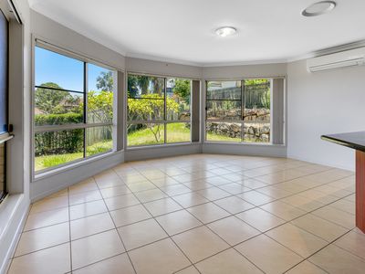 18 Kingshand Drive, Murrumba Downs