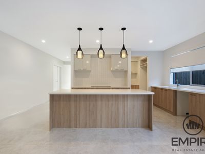 119 Yeungroon Boulevard, Clyde North