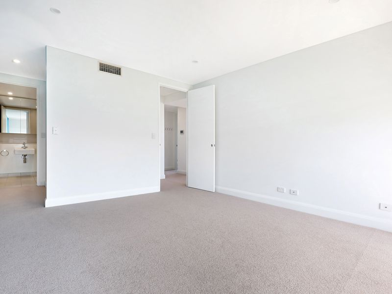 18 / 7-13 Edward Street, Wollongong