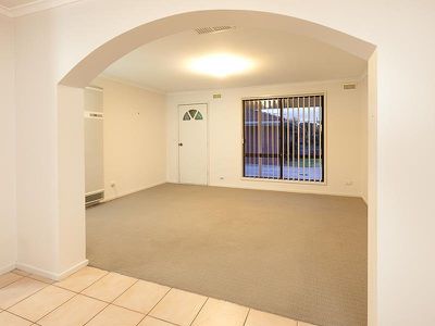 2 / 14 GAYVIEW DRIVE, Wodonga