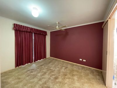 5-7 Caswell Court, Torquay