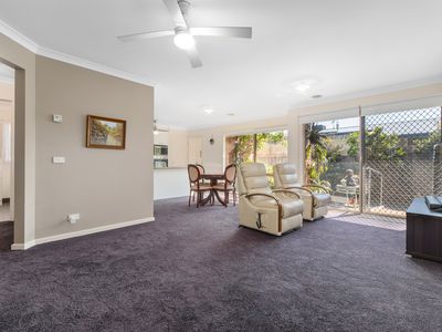 1 / 22 Swans Way, Capel Sound