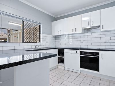 4 / 457 Severin Street, Manunda