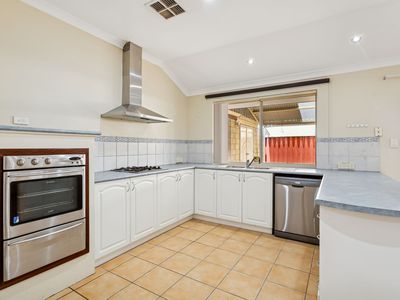 6 Waterway Pass, Bennett Springs