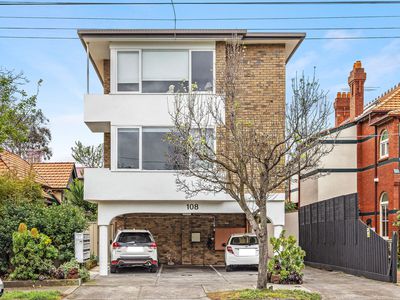 11 / 108 Park Street, St Kilda West