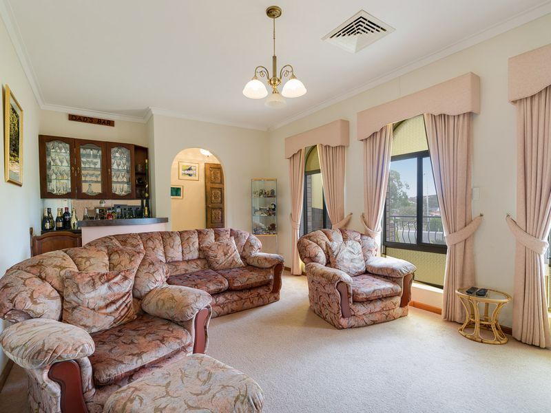 14 Strode Avenue, Hamilton Hill