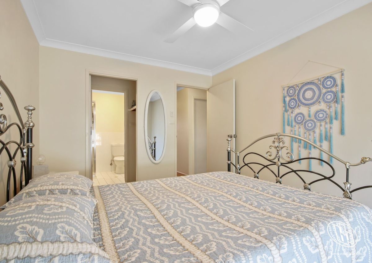 42 Mummaga Lake Drive, Dalmeny