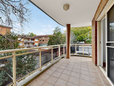 4 / 10 Caroline Street, Westmead