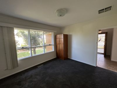 76 Sutherland Street, Hadfield