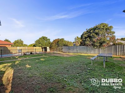 17 Doncaster Avenue, Dubbo