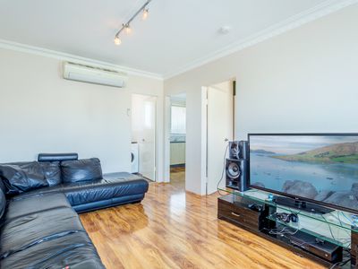 19 / 56 Henderson Road, Queanbeyan