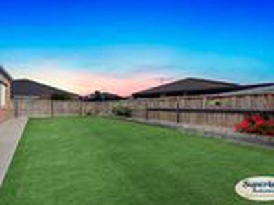 3 Blackberry Street, Manor Lakes