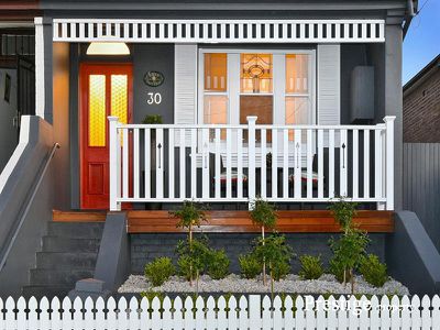 30 Wollongong Road, Arncliffe