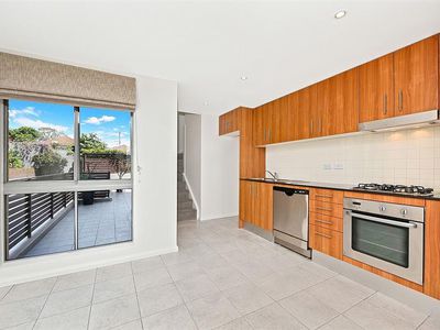 10 / 9 Banksia Avenue, Banksia